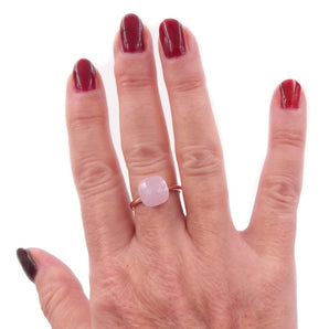 anello con quarzo rosa