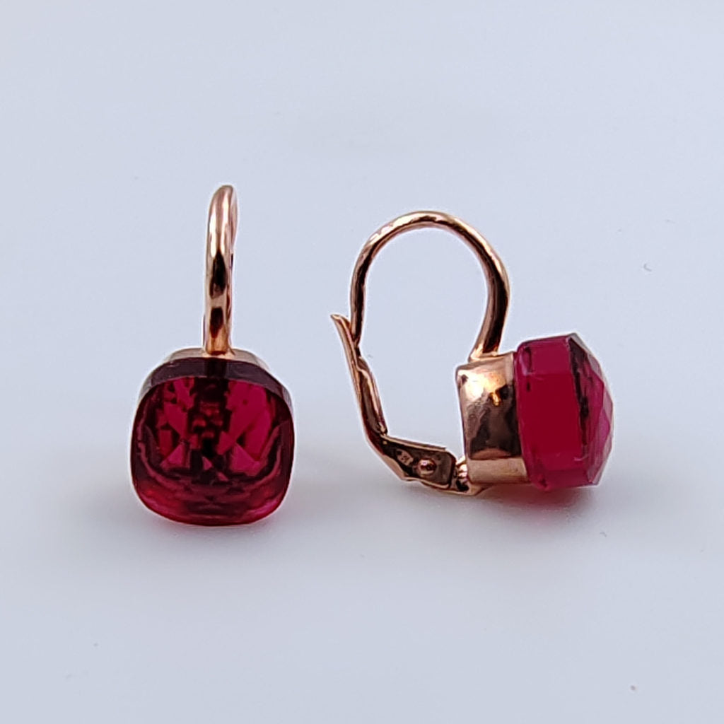 Il Tesoro Collection - Orecchini bellissimi con grande corallo rosso Il Tesoro Collection - Orecchini bellissimi con grande corallo rosso