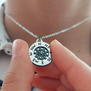 Collana da uomo in acciaio inox e ceramica con timone catena catenina lunga